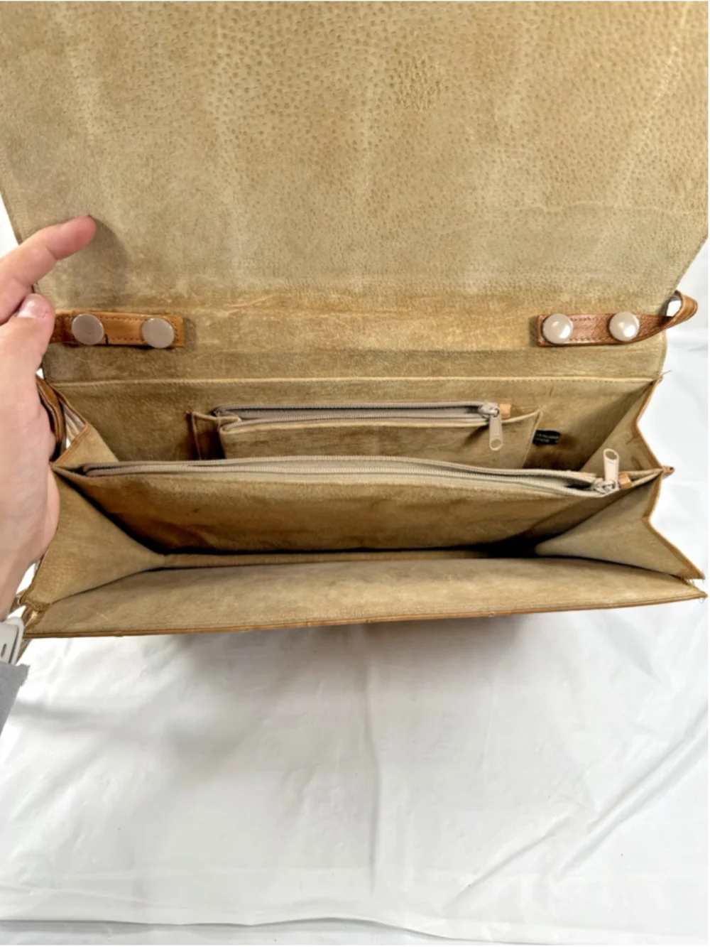 Vintage 80's Sunco Genuine Eel Skin Messenger Bag in beige